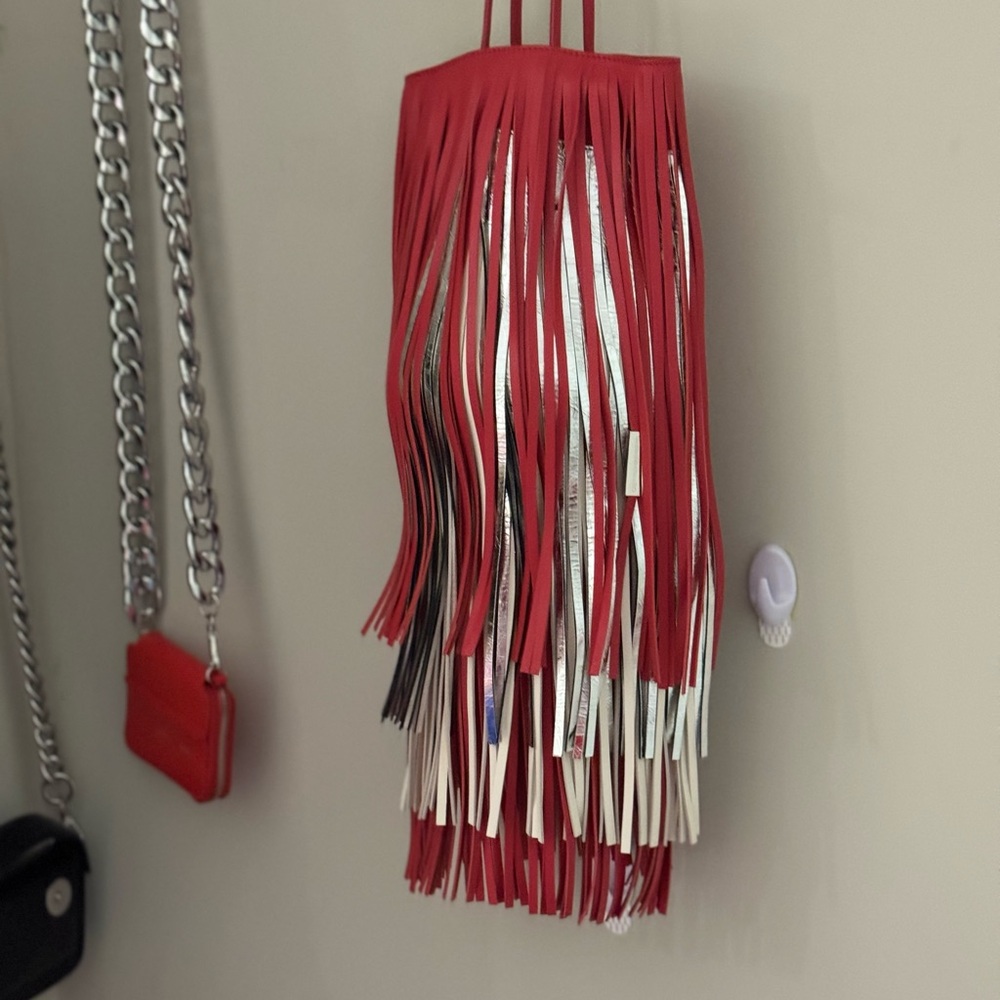 ❤️ Authentic Calvin Klein 205W39NYC Chic Fringe Bucket Shoulder Bag ❤️